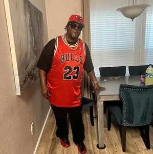 Meet your Posher, Rolanda